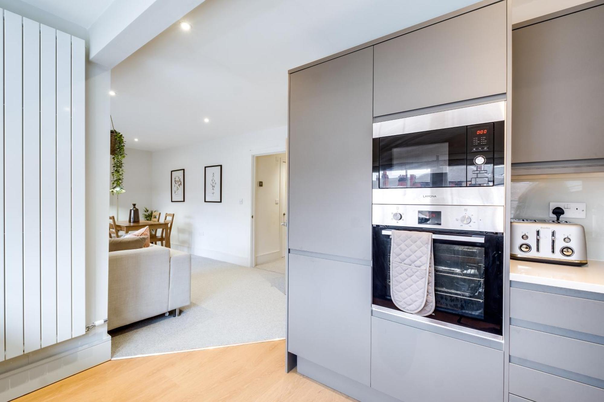 Osbourne House Pink 2 Bed, 2 And Half Bath Apartment Birmingham Exterior photo
