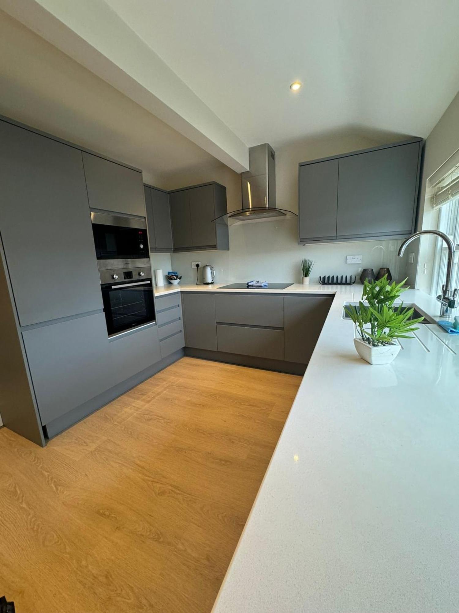 Osbourne House Pink 2 Bed, 2 And Half Bath Apartment Birmingham Exterior photo